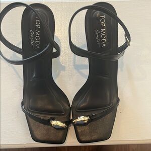 Top Moda Black Strappy Sandals